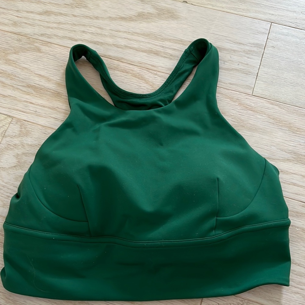 Green lululemon sports bra